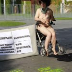 Sit-ins an Orten der Diskrimierung von systemisch Erkrankten, Behinderten und Multimorbiden: zu Hause bei Jens Spahn